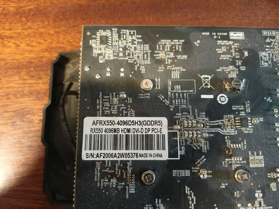 Видеокарта RX 550 4 Гб