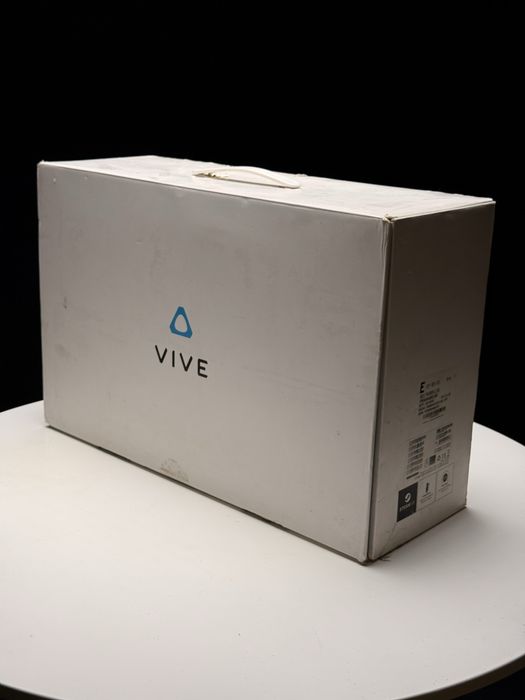 HTC VIVE PRO  с контроллерами Knuckles