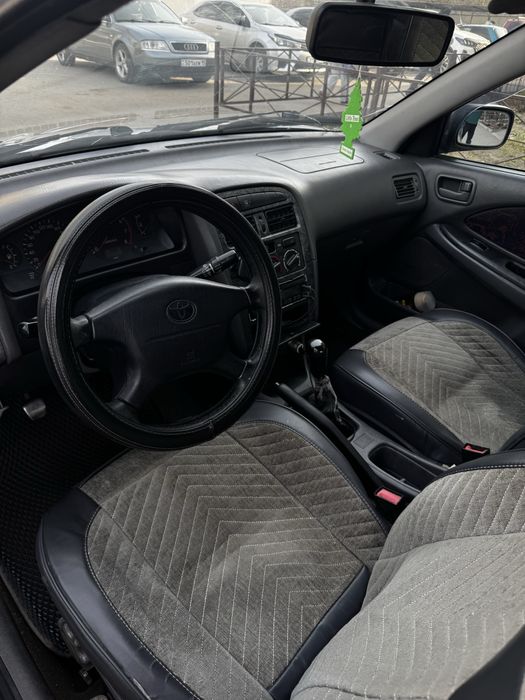 Продам Avensis 1999 г