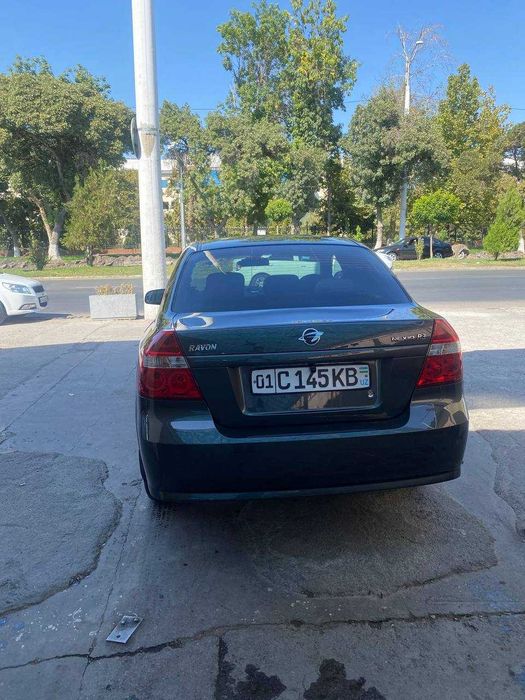 NEXIA R3 sotiladi 64.000 km, 10000$