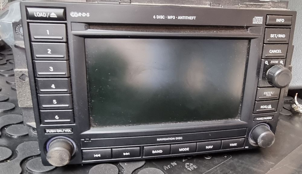 Радио с чейнджър за Гранд чероки