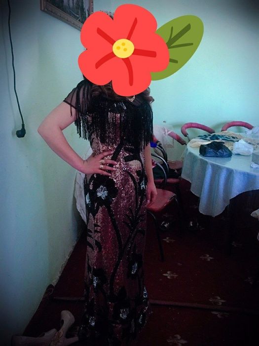 Vecherniy koʻylak sotiladi