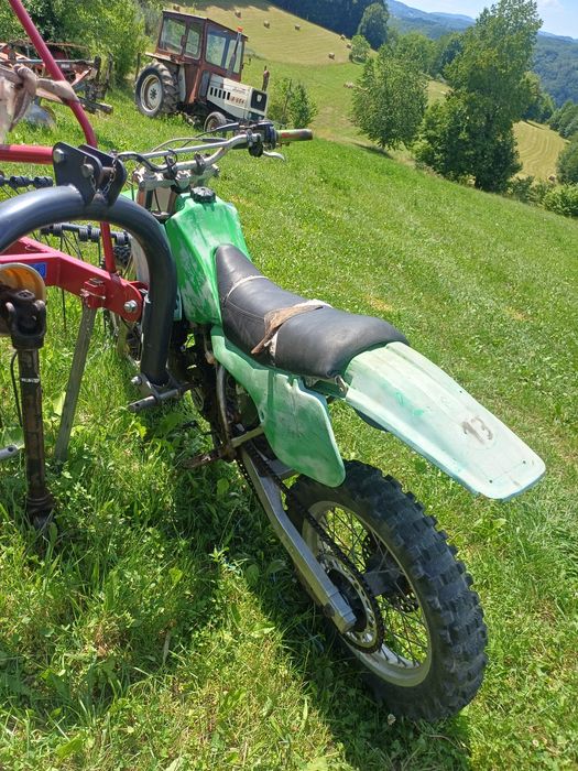 Vând cross kavasaki kx 125 2t
