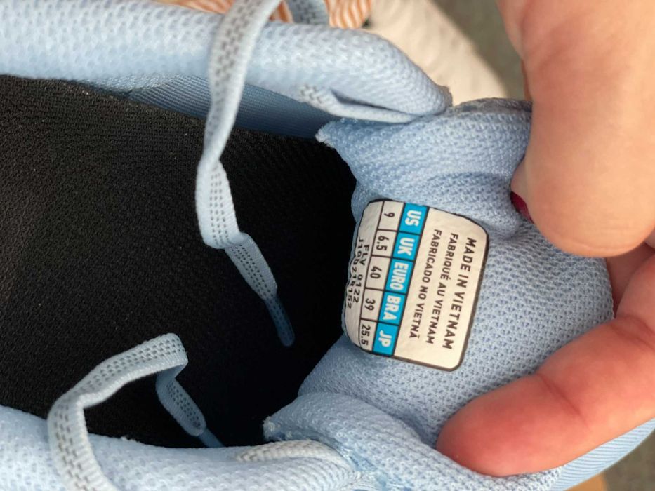 Mizuno Обувки за бягане Wave Revolt 2, 40 EU