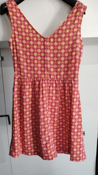 Страхотна пъстра рокля