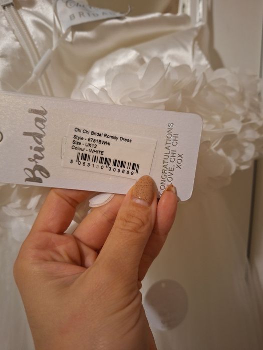 Сватбена чисто нова рокля