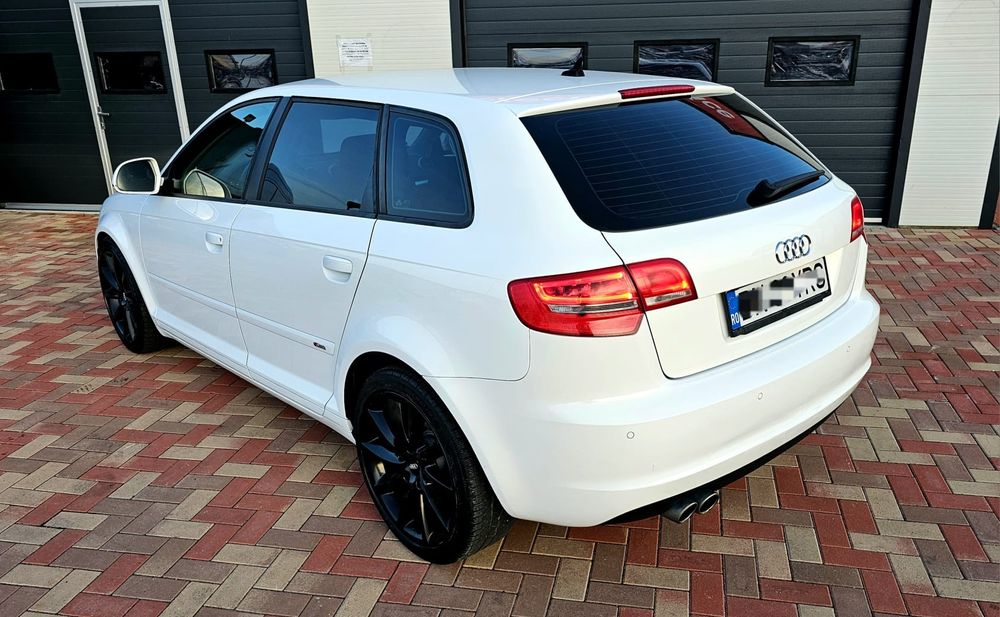 Audi A3 S-line Automat 2.0 tdi 170 cp  Euro 5 Variante +-