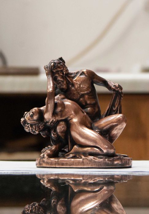 Статуетка , сувенир -"Satyre and Bacchante". Медна галванопластика