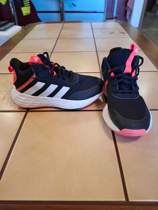 Детски маратонки Adidas 33