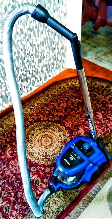 Два Пылесоса  Samsung