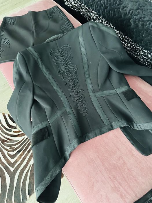 Costum 3 piese fusta pantalon si sacou