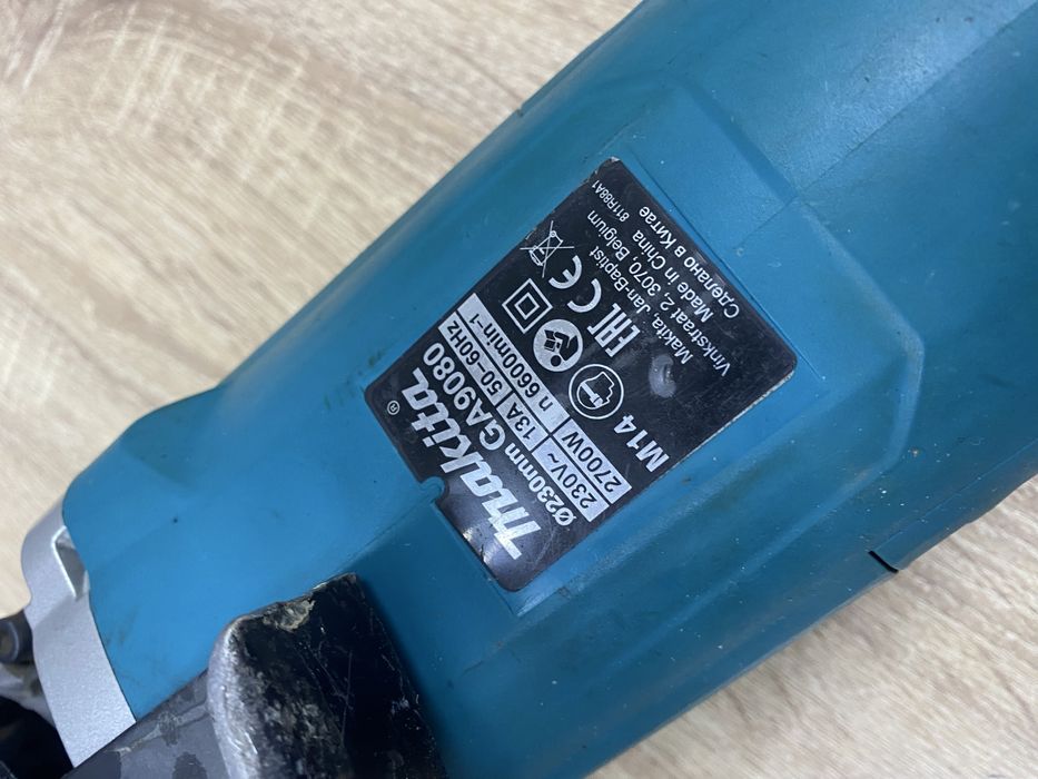 Болгарка Makita GA9080 (Ос14Б)