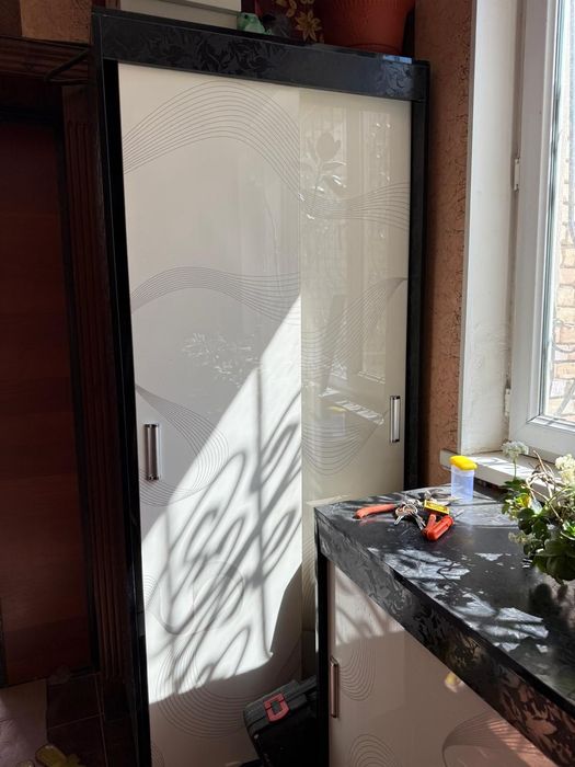 Шкаф продаётся срочно