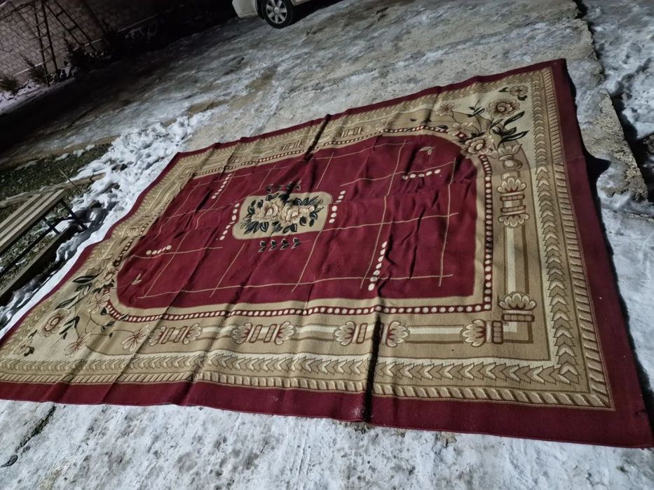 Спальный гарнитур комплект срочна!