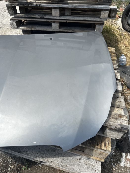 Преден капак Lancia Delta 3