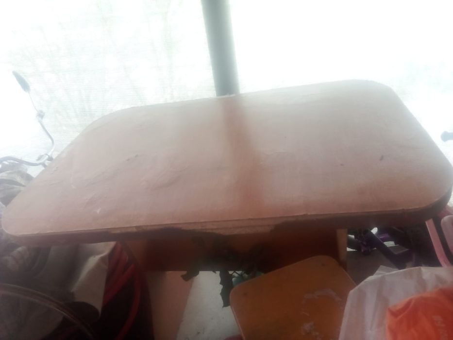 Стол продам срочно