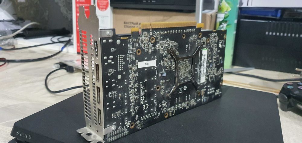 Video karta Rx 580 4-Gb