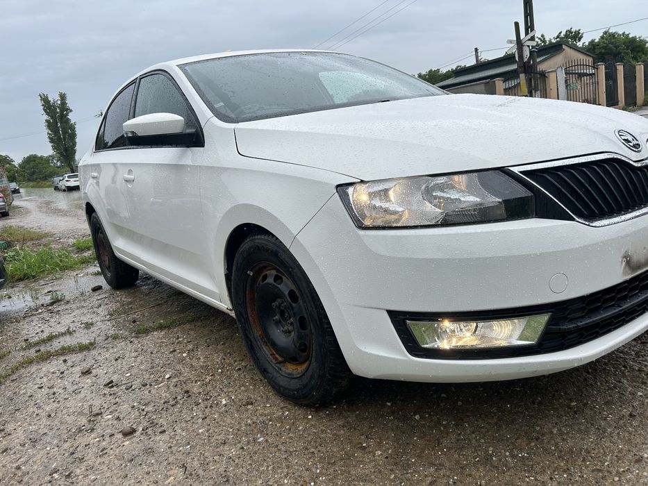 Aripă dreapta spate Skoda Rapid 2015