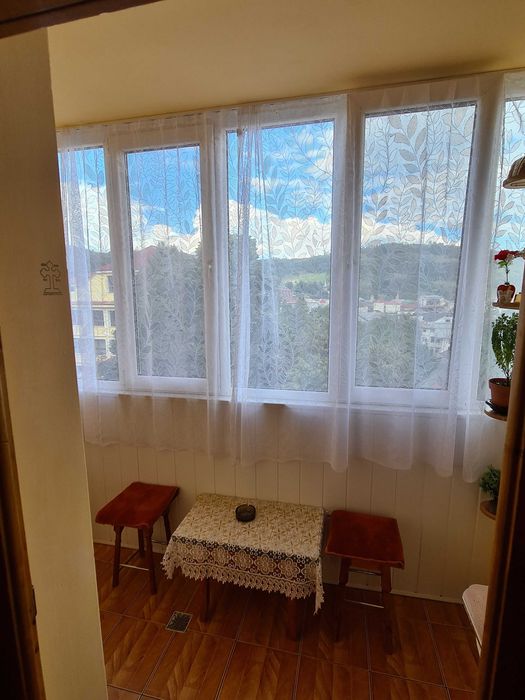 Închiriez apartament