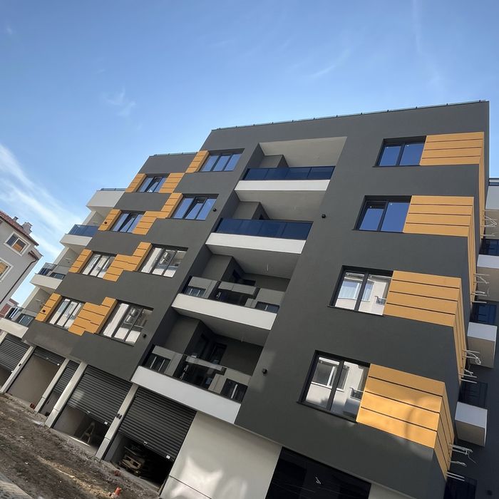 Дава се под наем Гараж / Паркомясто в Асеновград - 20 кв.м за 11869.74 € - Снимка #2