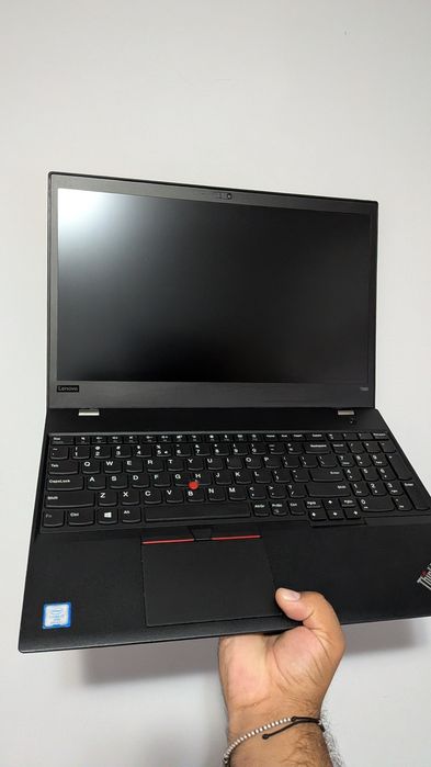 Thinkpad T580 i7 8650u 8gb RAM ssd nvme 256