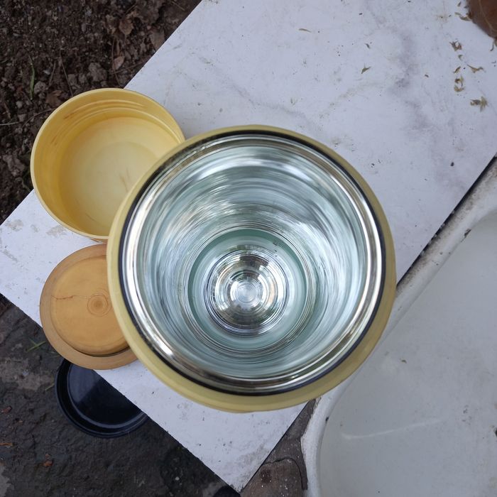 Продаётся термос