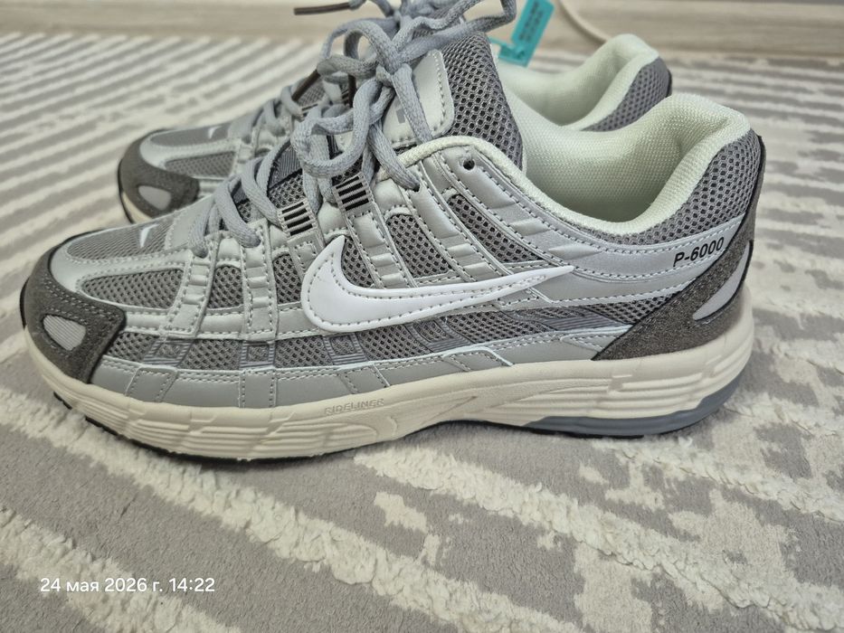 Продам кроссовки Nike 41 рр