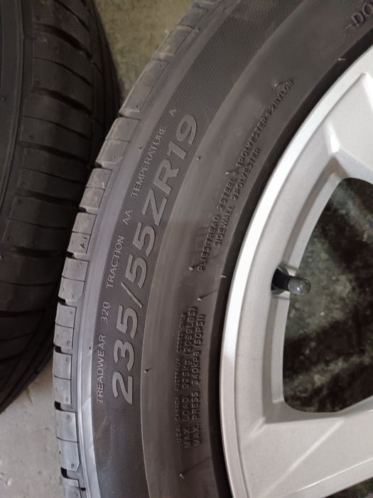 Set jante aliaj prindere 5x112 et 39 cu anvelope vara 235/55/19 audi q5 vw seat skoda