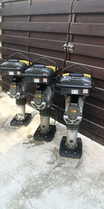 Inchiriez mai compactor,placa compactoare,cilindru compactor