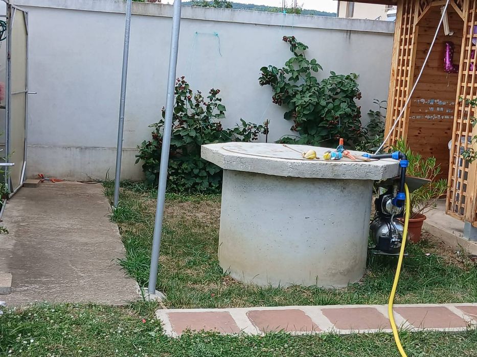 Vând casă în Tg jiu