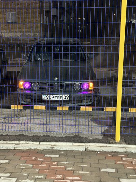 Машина бмв е34 без мотора