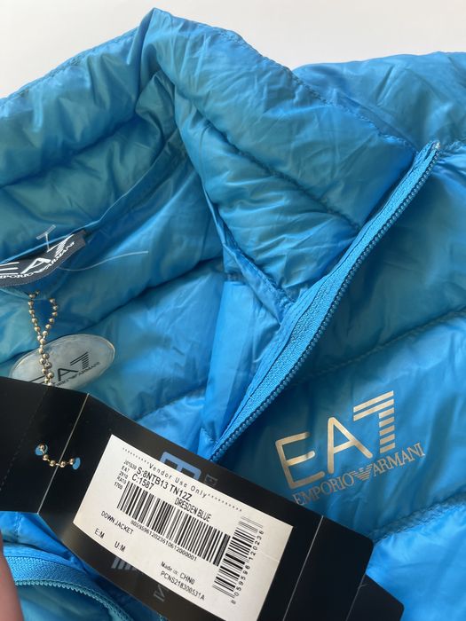 EA7 Emporio Armani -Light Down Jacket -  НОВО преходно яке S/ Оригинал