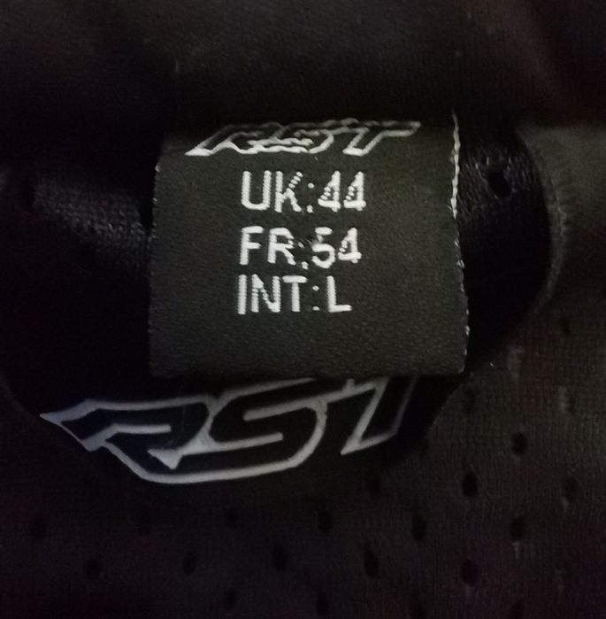 Мъжко и Дамско яке за мотор RST S1 Mesh