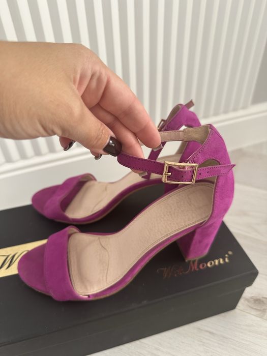 Босоножки летние