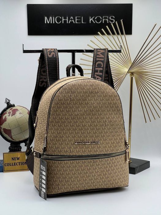 Стилна дамска раница