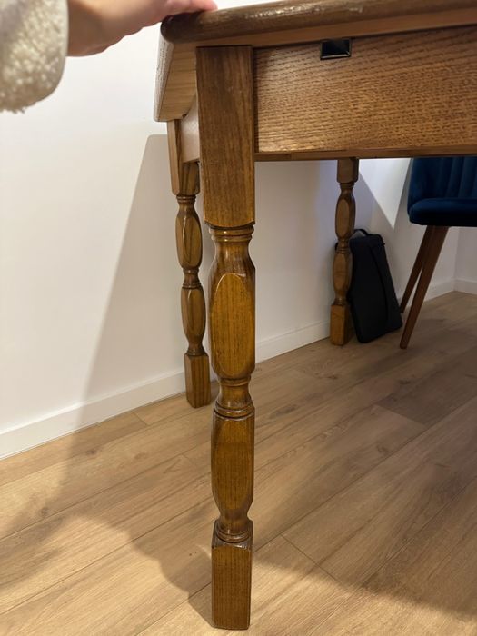 Vănd masă hexagonală