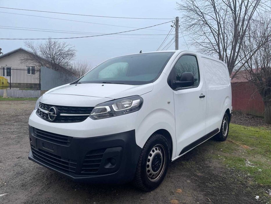 Opel Vivaro//1.5 Diesel/