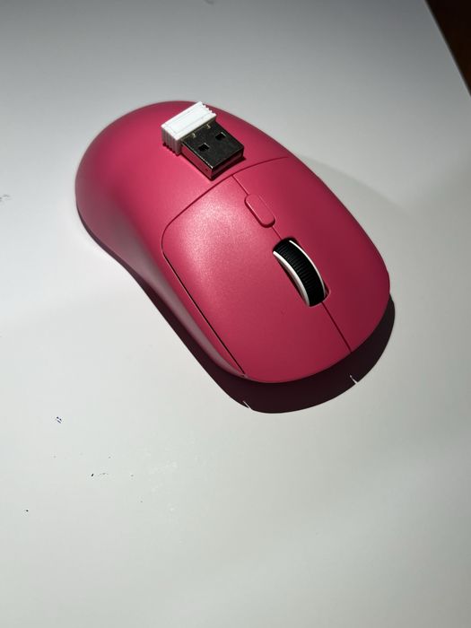 Logitech M190 Мышка