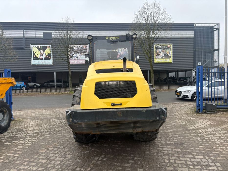 Bomag 211-5  PDH
