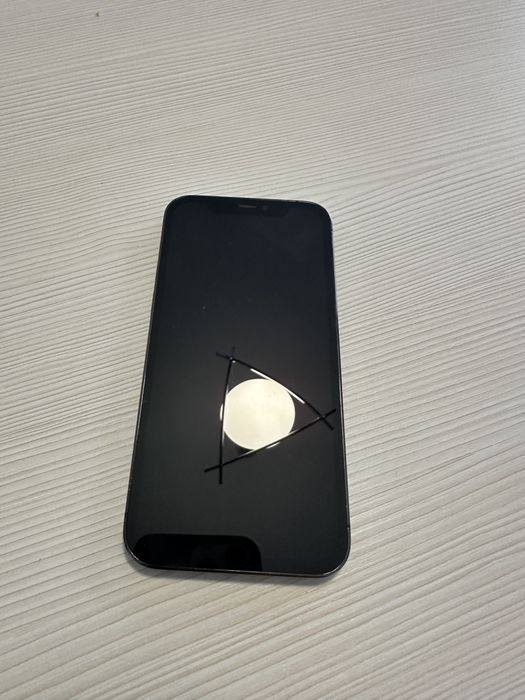 iPhone 12 Pro 128GB Graphite – Funcțional 100% / Spate spart