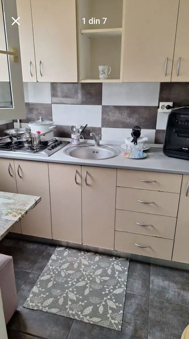 Dau in chirie garsoniera confort1, et 2, in Cart. Confecții -Arad, lîngă campul universitar