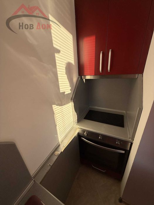 Тристаен на бул. България