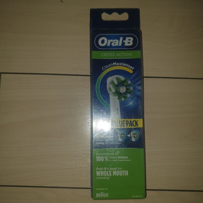 Set 4 rezerve Oral B Cross action sigilat