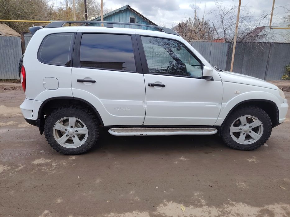 Нива шевролет...