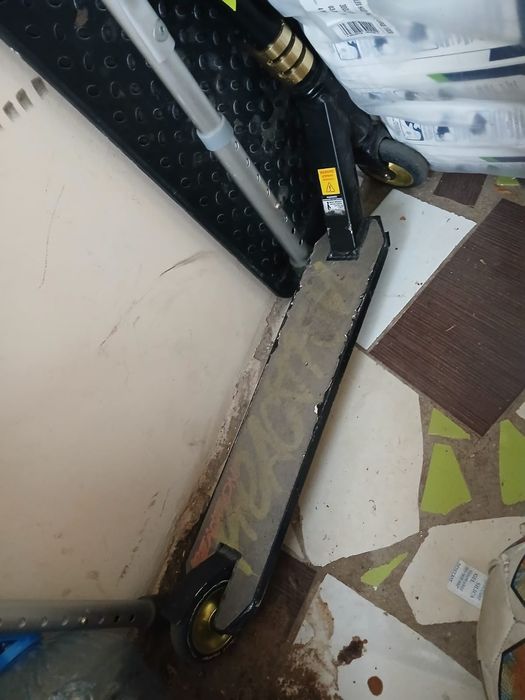 Трюкавой самокат