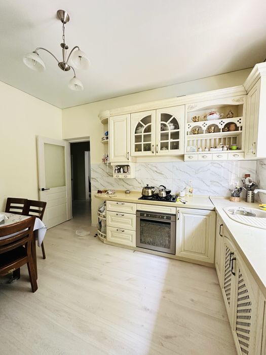 Продам полдома. Пятилетка