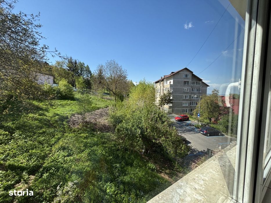 Apartament 3 camere zona Livada Postei