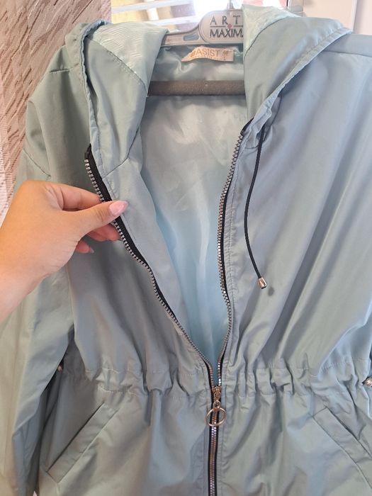 Светло зелено шушлеково яке