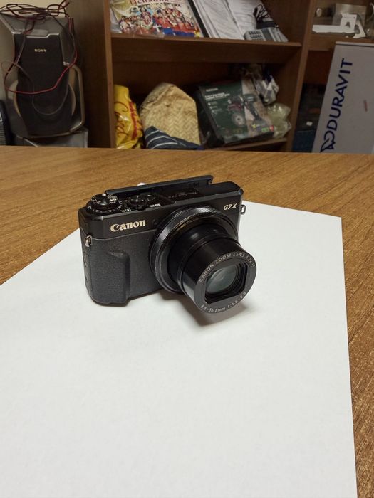 Canon G7X Mark II