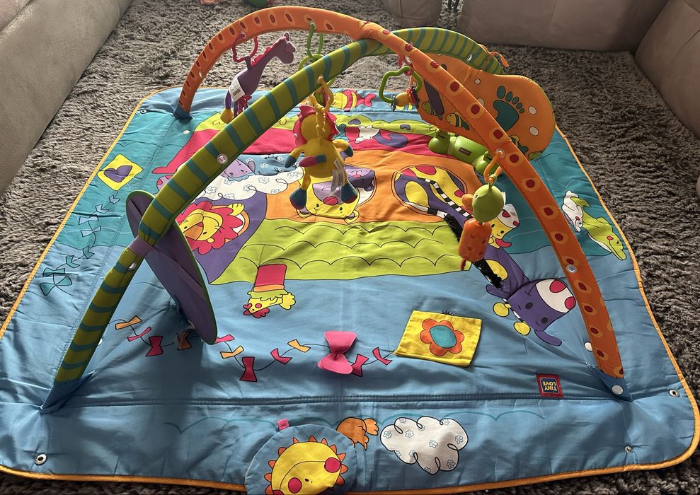 Активна гимнастика Tiny love-музикална